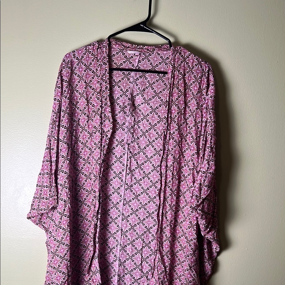 Victoria's Secret Pink and Black Patterned Kimono
